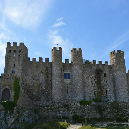 Cozy House In Peniche, 30 M² With Sea View בית נופש