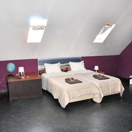 Cozy House In Peniche, 30 M² With Sea View פניש